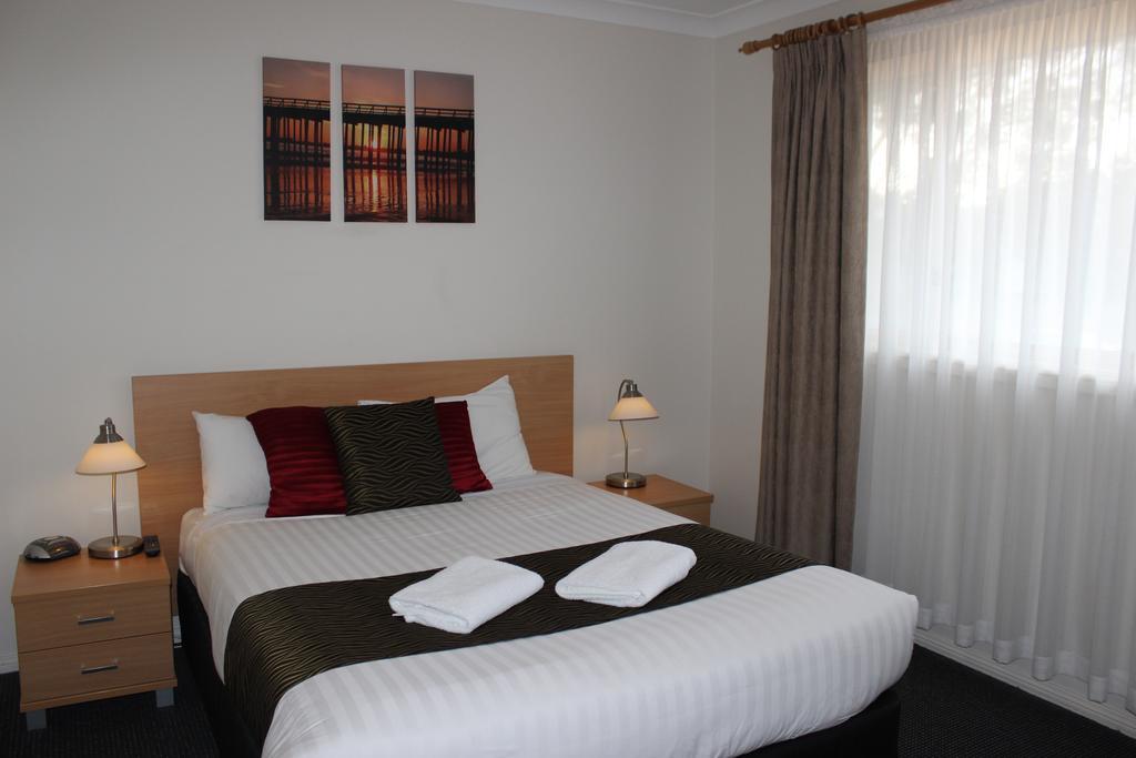 Beaches Serviced Apartments Nelson Bay Exterior photo